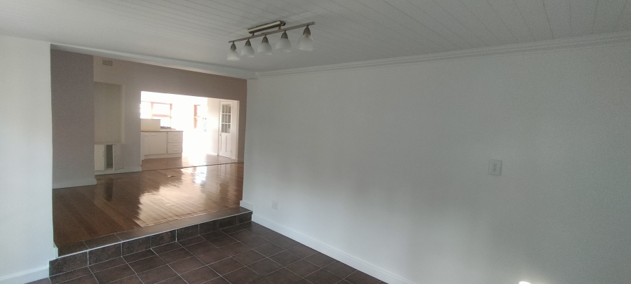 To Let 3 Bedroom Property for Rent in Kabega Park Eastern Cape